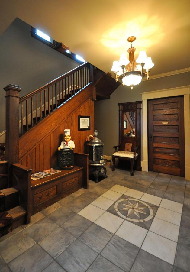 Creighton Manor Inn Bed & Breakfast Orillia Exterior foto